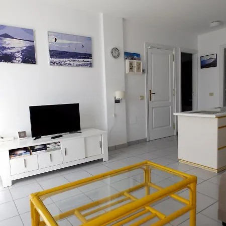 Daire Costa Roja Views *