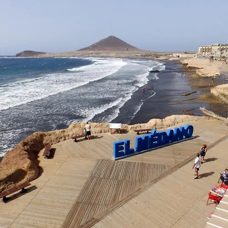 Costa Roja Views El Medano (Tenerife)
